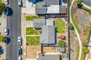 8437 Wayland Ln, Gilroy, CA 95020 - Photo 45