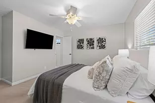 8437 Wayland Ln, Gilroy, CA 95020 - Photo 21