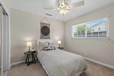 8437 Wayland Ln, Gilroy, CA 95020 - Photo 25