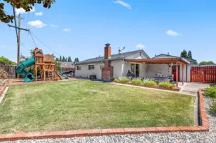 8437 Wayland Ln, Gilroy, CA 95020 - Photo 35