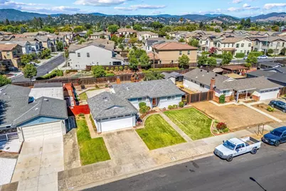 8437 Wayland Ln, Gilroy, CA 95020 - Photo 39