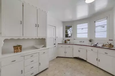 240 N Fremont St, San Mateo, CA 94401 - Photo 11