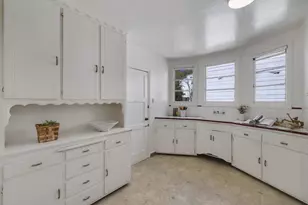 240 N Fremont St, San Mateo, CA 94401 - Photo 11