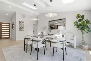 7102 Golden Gate Dr, San Jose, CA 95129 - Photo 11