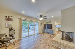 1167 Los Palos Dr, Salinas, CA 93901 - Photo 15