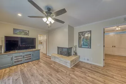 1167 Los Palos Dr, Salinas, CA 93901 - Photo 17