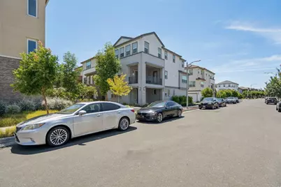2752 Mirth Loop, San Jose, CA 95122 - Photo 25