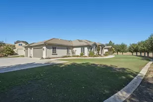 945 Union Rd, Hollister, CA 95023 - Photo 43