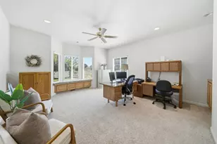945 Union Rd, Hollister, CA 95023 - Photo 33