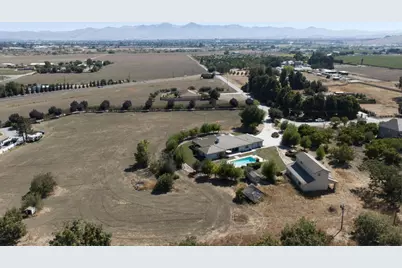 945 Union Rd, Hollister, CA 95023 - Photo 61