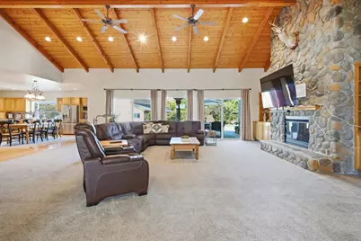 945 Union Rd, Hollister, CA 95023 - Photo 17