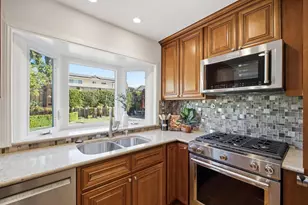 2073 Yosemite Dr, Milpitas, CA 95035 - Photo 15