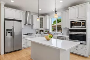 6448 Bollinger Rd, San Jose, CA 95129 - Photo 9