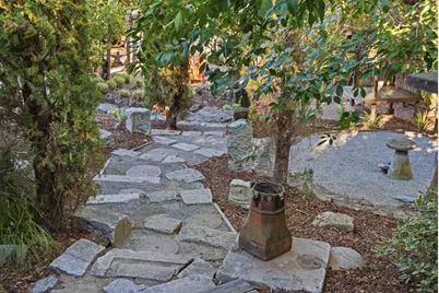 133 Russell Ave, Portola Valley, CA 94028 - Photo 41