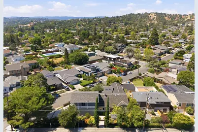 300 De Anza Ave, San Carlos, CA 94070 - Photo 57