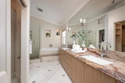 349 Saint Martin Dr, Redwood Shores, CA 94065 - Photo 17