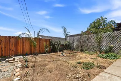 321 Hill St, Hollister, CA 95023 - Photo 3