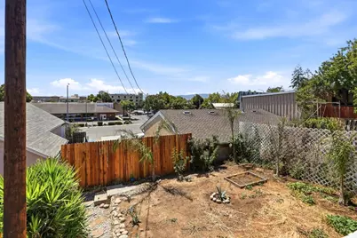 321 Hill St, Hollister, CA 95023 - Photo 7
