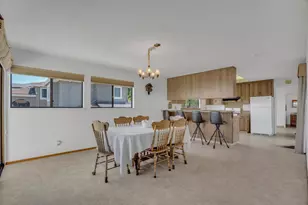 685 Oak Park Way, Redwood City, CA 94062 - Photo 15