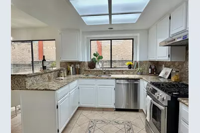 113 Aldenglen Dr, South San Francisco, CA 94080 - Photo 9