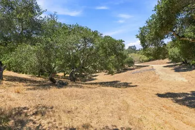 18820 Vierra Canyon Rd, Salinas, CA 93907 - Photo 27