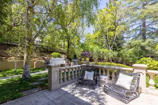 19 Farm Ln, Hillsborough, CA 94010 - Photo 17