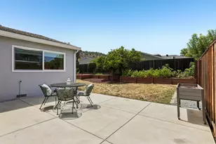 6055 Foothill Glen Dr, San Jose, CA 95123 - Photo 25