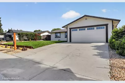 1339 Meridian St, Hollister, CA 95023 - Photo 3