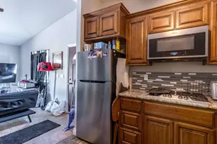 740 Verdun Ave, Hollister, CA 95023 - Photo 27