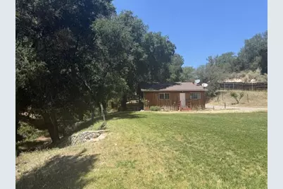 44258 Carmel Valley Rd, Greenfield, CA 93927 - Photo 11