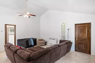 44258 Carmel Valley Rd, Greenfield, CA 93927 - Photo 41