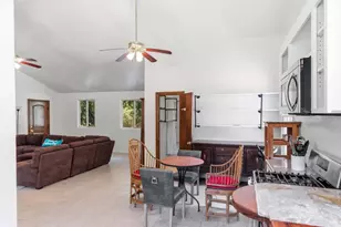44258 Carmel Valley Rd, Greenfield, CA 93927 - Photo 43