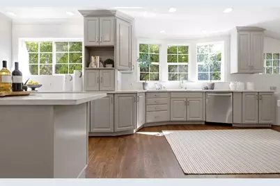 1560 Cypress Ave, Burlingame, CA 94010 - Photo 9