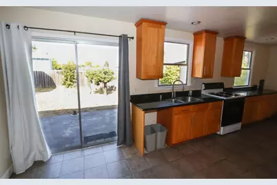 106 Mesa Ln, Santa Cruz, CA 95060 - Photo 15