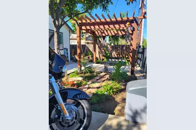 76 Sunset Ct, San Jose, CA 95116 - Photo 23