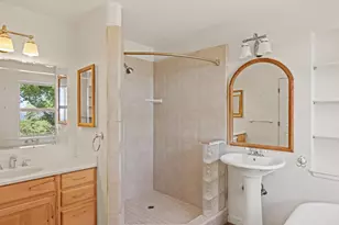 39537 Laurel Springs Rd, Carmel Valley, CA 93924 - Photo 21