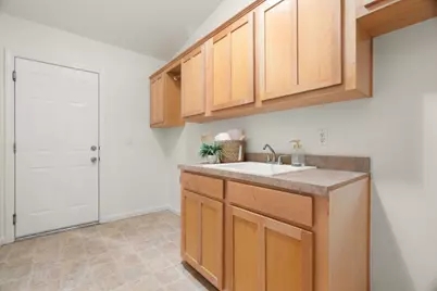3210 Churnside Ln, Santa Cruz, CA 95062 - Photo 27