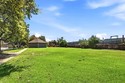 801 Nash Rd A9, Hollister, CA 95023 - Photo 25