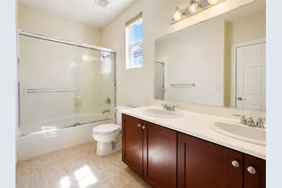 201 Meadow Pine Pl, San Jose, CA 95125 - Photo 17