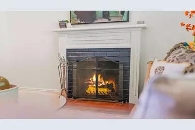 16083 Berkshire Dr, Castro Valley, CA 94578 - Photo 17
