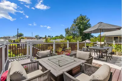 16083 Berkshire Dr, Castro Valley, CA 94578 - Photo 23