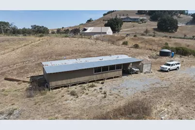 4800E San Juan Canyon Rd, San Juan Bautista, CA 95045 - Photo 15
