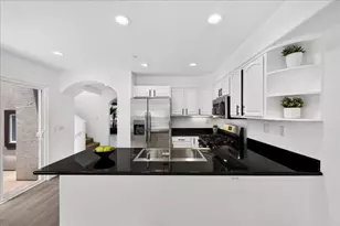 305 Hoffman St, Colma, CA 94014 - Photo 9