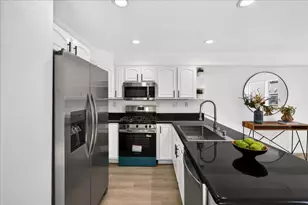305 Hoffman St, Colma, CA 94014 - Photo 5