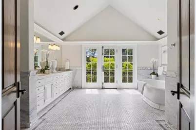 600 Eucalyptus Ave, Hillsborough, CA 94010 - Photo 21