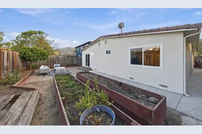 715 Montezuma Dr, Pacifica, CA 94044 - Photo 37