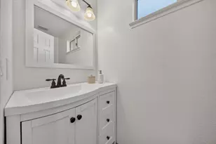 1063 Summershore Ct, San Jose, CA 95122 - Photo 29