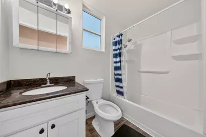 585 E Saint James St, San Jose, CA 95112 - Photo 25