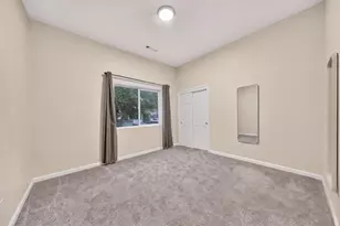 585 E St James St, San Jose, CA 95112 - Photo 23