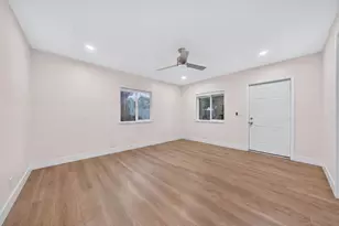 585 E St James St, San Jose, CA 95112 - Photo 37